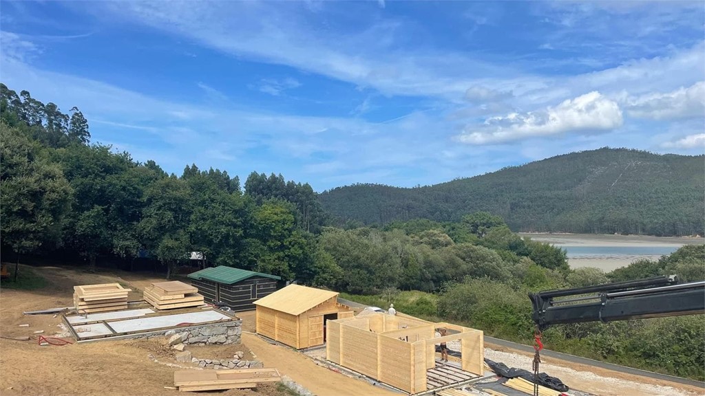 Te ayudamos en tu proyecto turístico con el diseño de bungalows y cabañas de madera